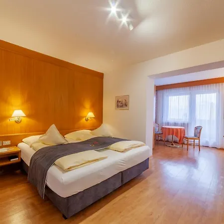 فندق Fruehstuecks-hotel Olympia